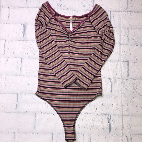 🔹Free People Striped Bodysuit - Picture 2 of 5